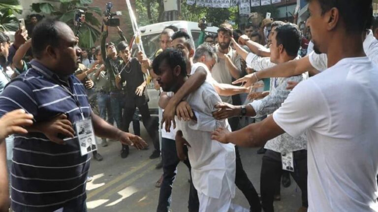 নিরাপত্তা নিয়ে শঙ্কায় হিরো আলম, ডেকেছেন সংবাদ সম্মেলন